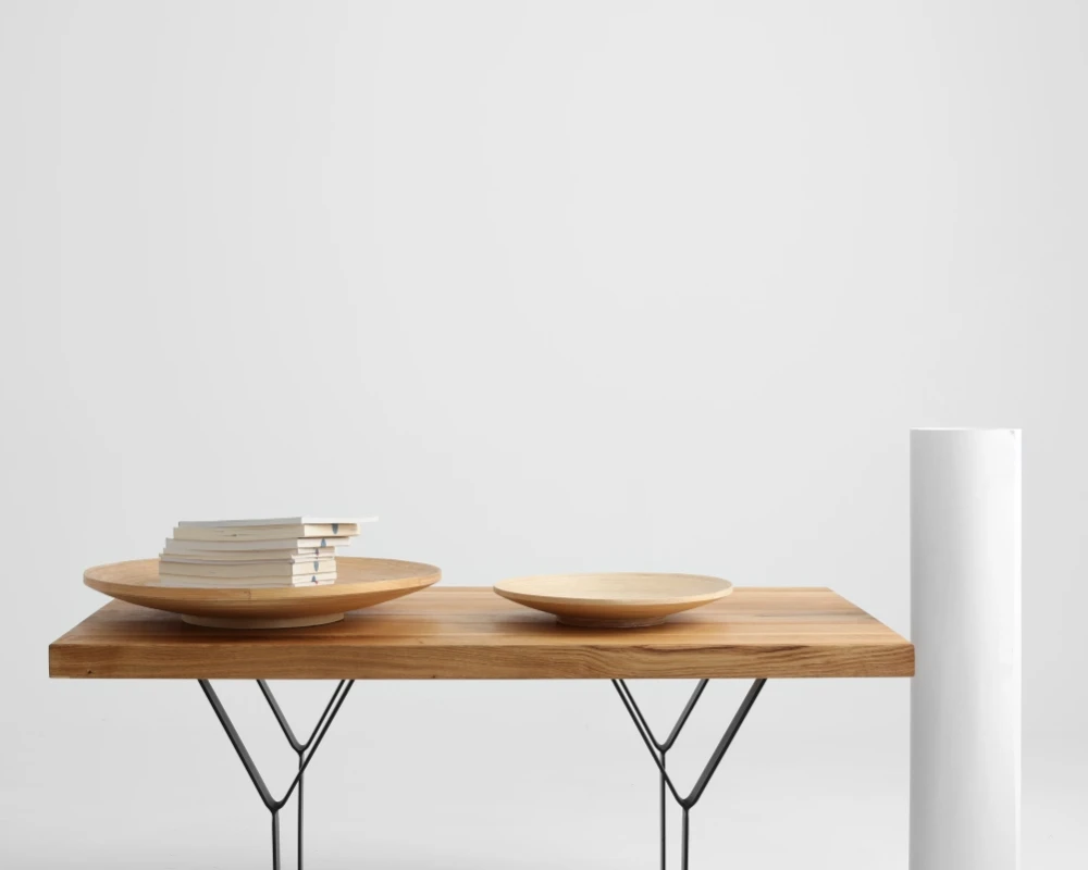 Konferenční stolek na kovových rámech Longo Solid Wood 100x60