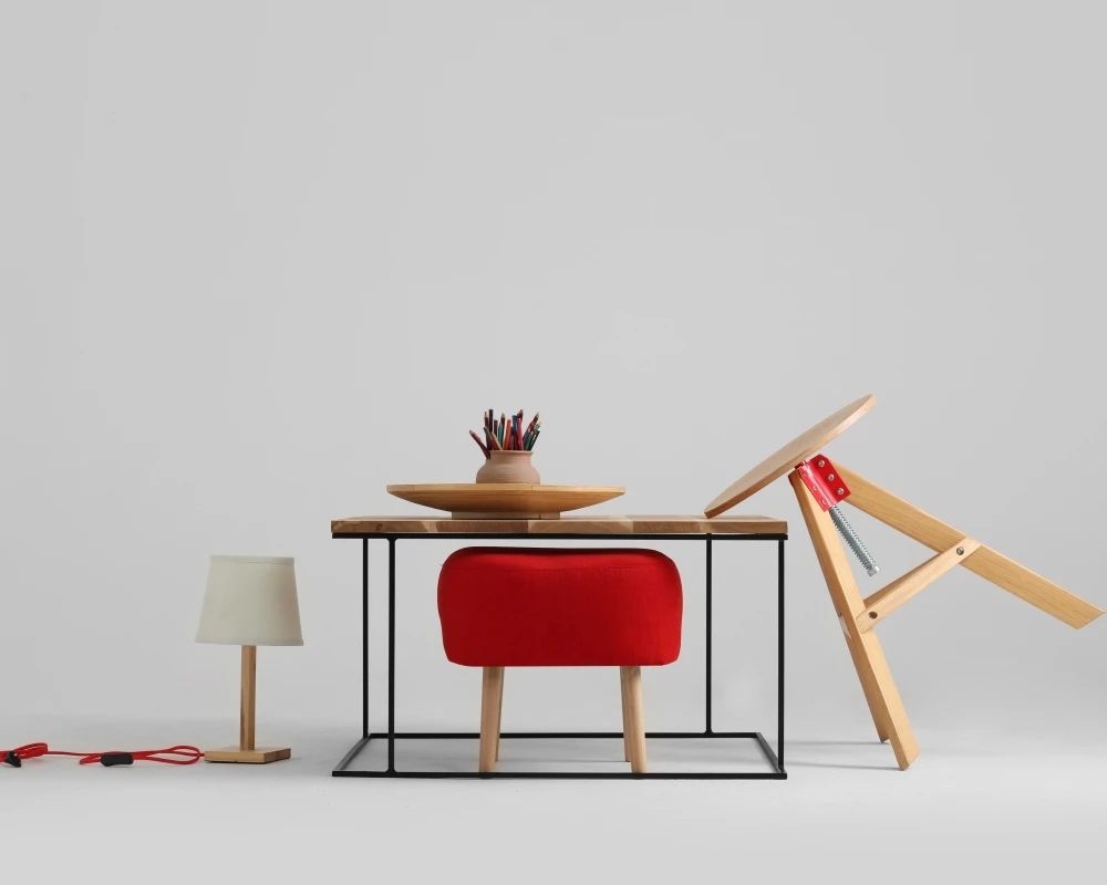 Konferenční stolek na kovových rámech 80 Walt Solid Wood