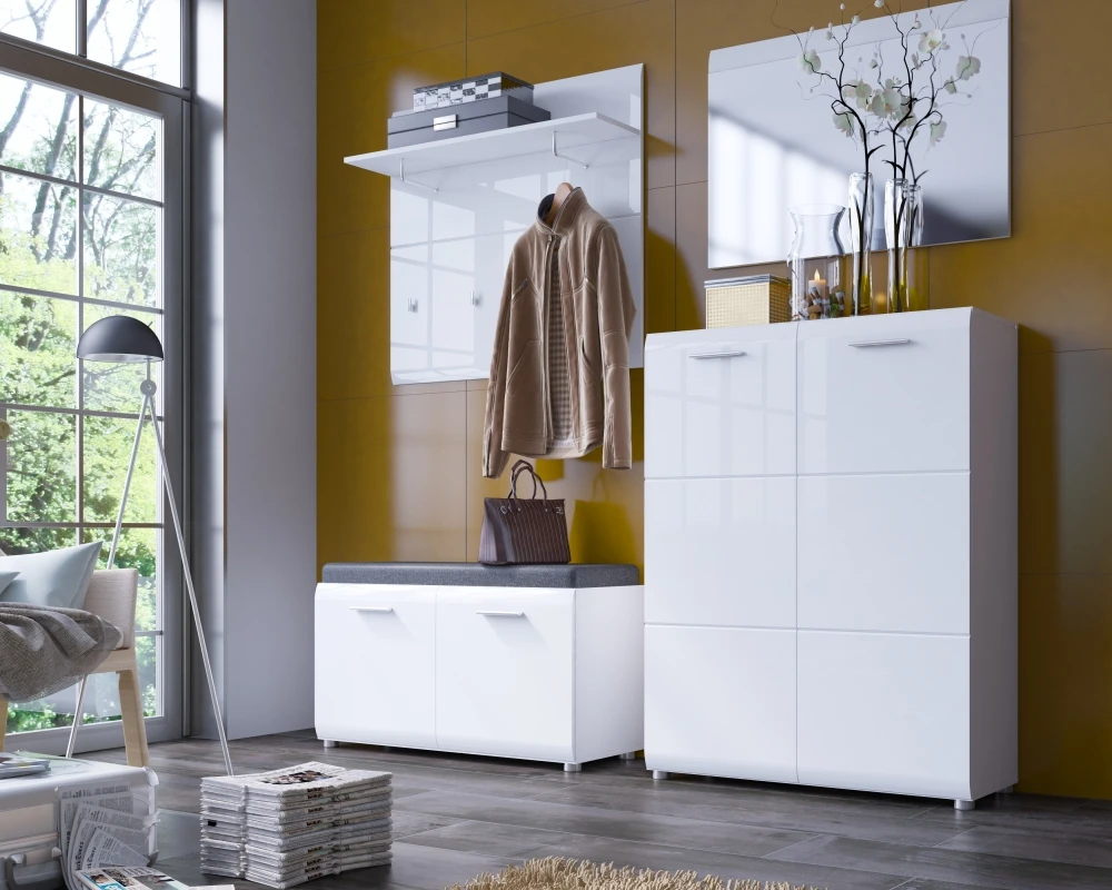 Elegantní komoda se zásuvkami na nožkách do obývacího pokoje Merano