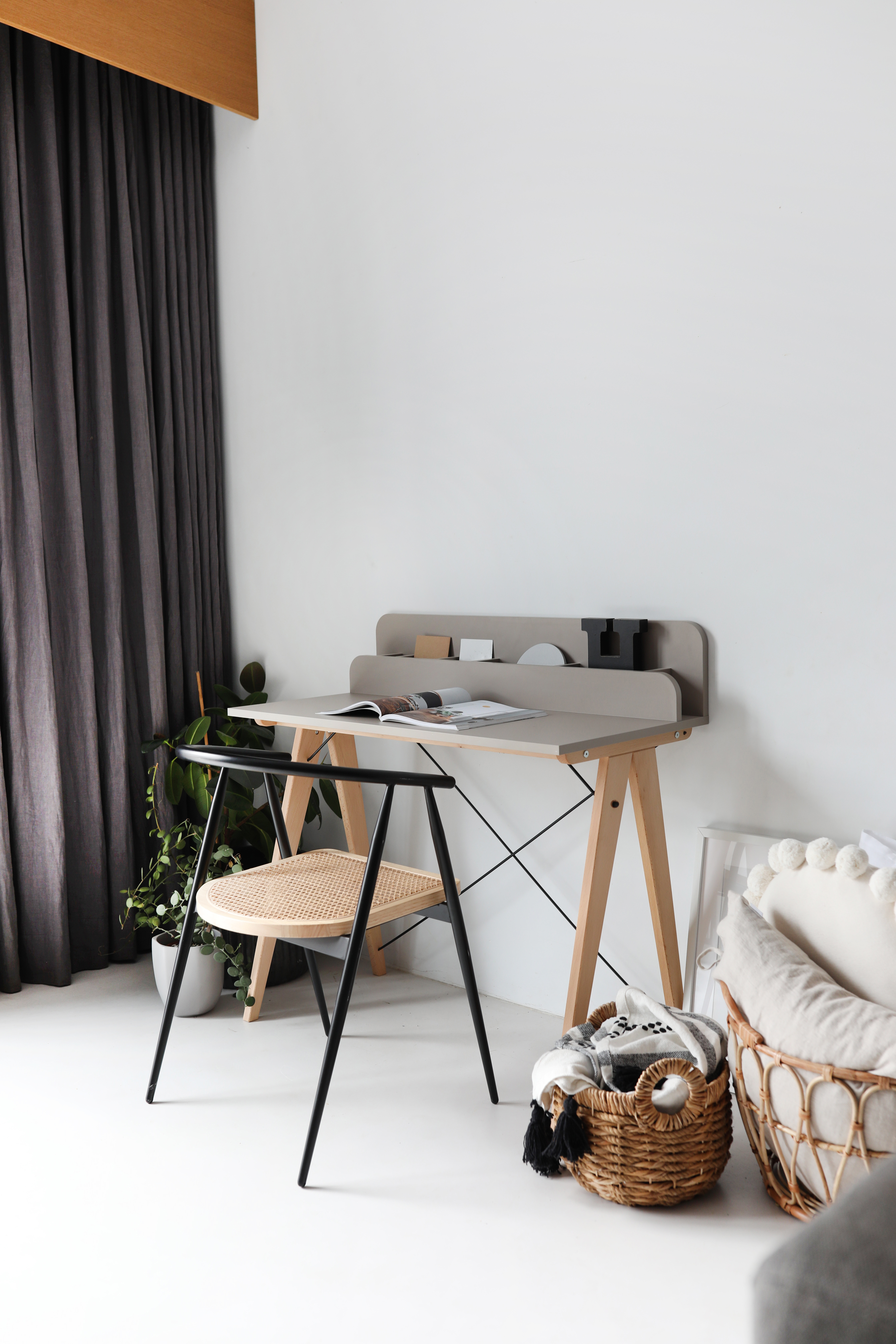 Psací stůl 120x60 Slim+ Vertical s nástavbou - Minko