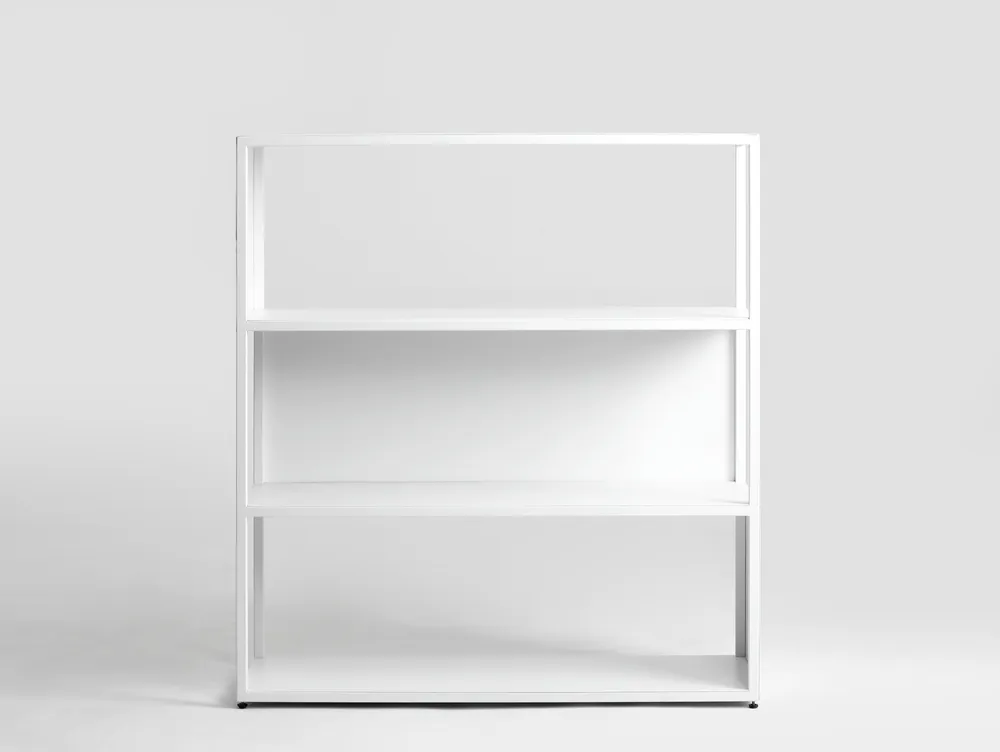 Prostorný kovový regál do obývacího pokoje Hyller Side 100x110