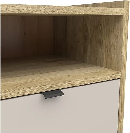 Noční stolek Dalva