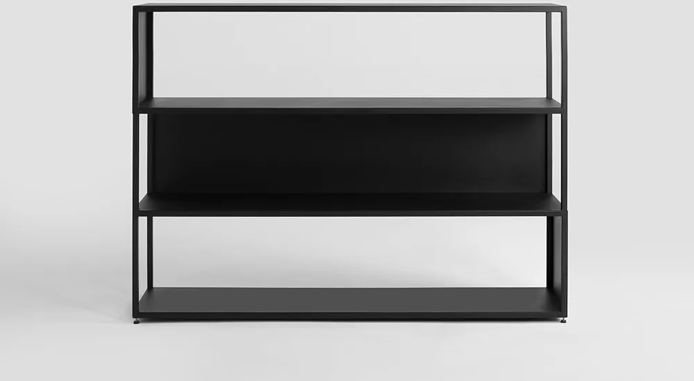 Prostorný kovový regál do obývacího pokoje Hyller Side 150x110