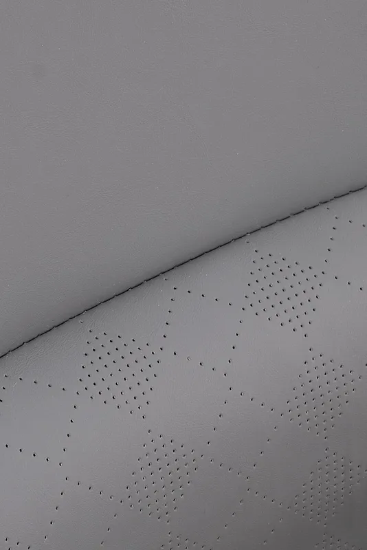 Křeslo Razor