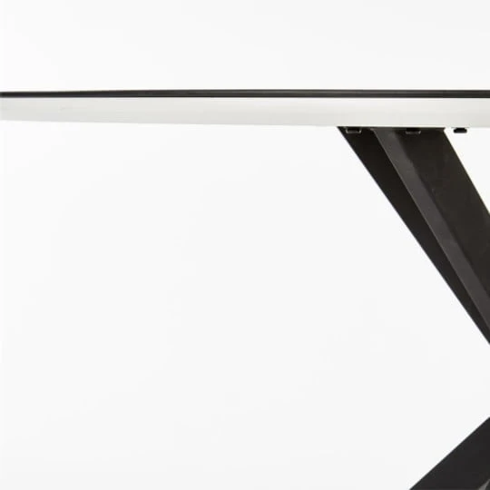 Kulatý stůl Avelar do jídelny a obývacího pokoje černý s bílou