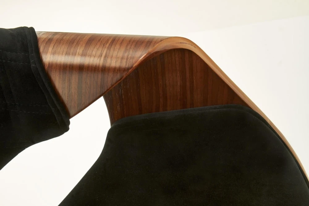 Tapicerowane krzesło z elementami drewna do jadalni K-396