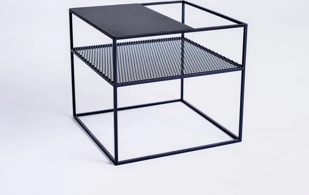 Konferenční stolek na kovových rámech do obývacího pokoje 50x50 Matrix