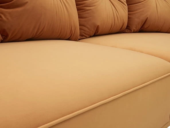 Elegantní pohovka pro každodenní spaní s mechanismem rozkládání typu DL a úložným prostorem na lůžkoviny Lady 