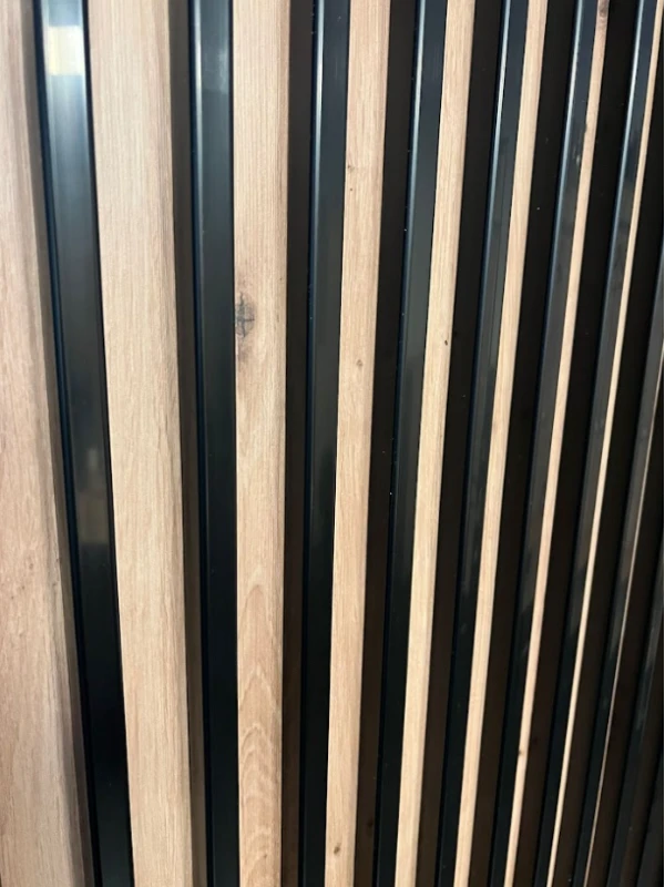 Šatní skříň s posuvnými dveřmi Sapporo 1 100, hloubka 60 cm