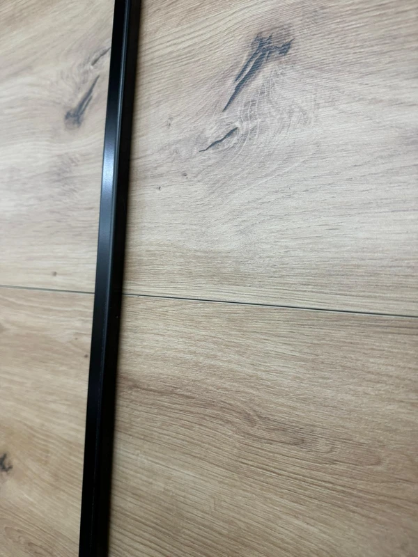 Posuvná skříň Lux 1 180