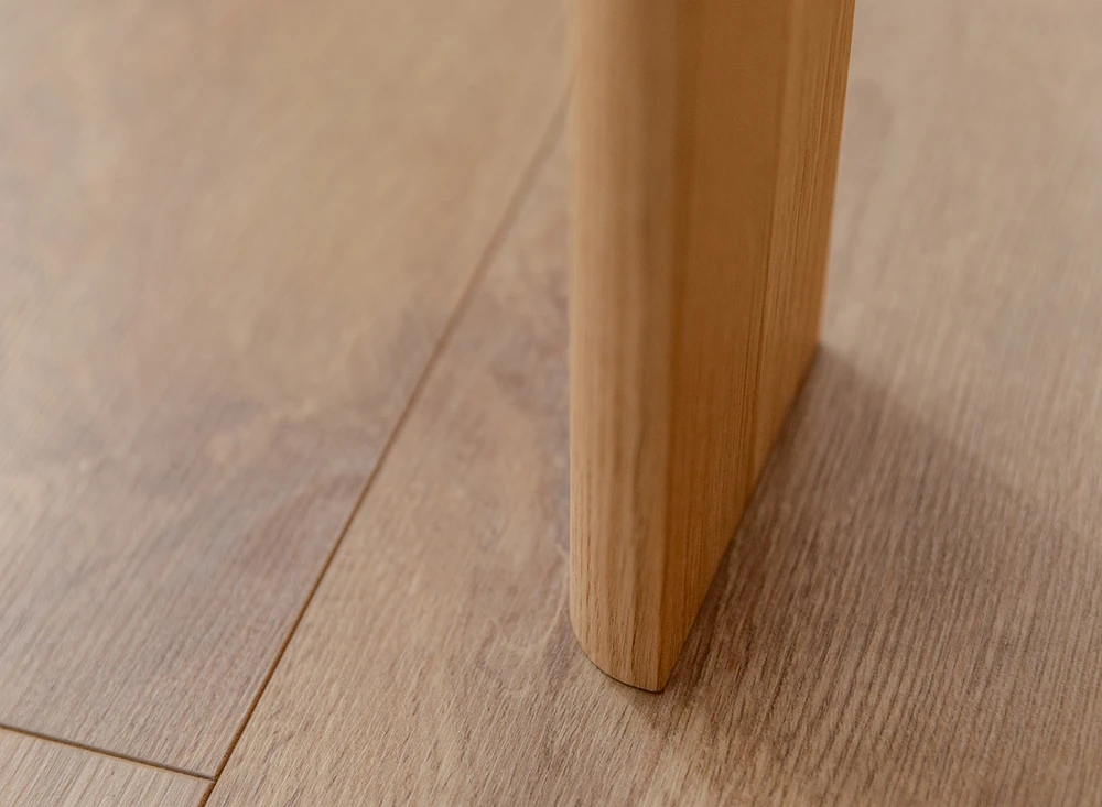 Stolik kawowy okrągły dębowy 61 cm Monti