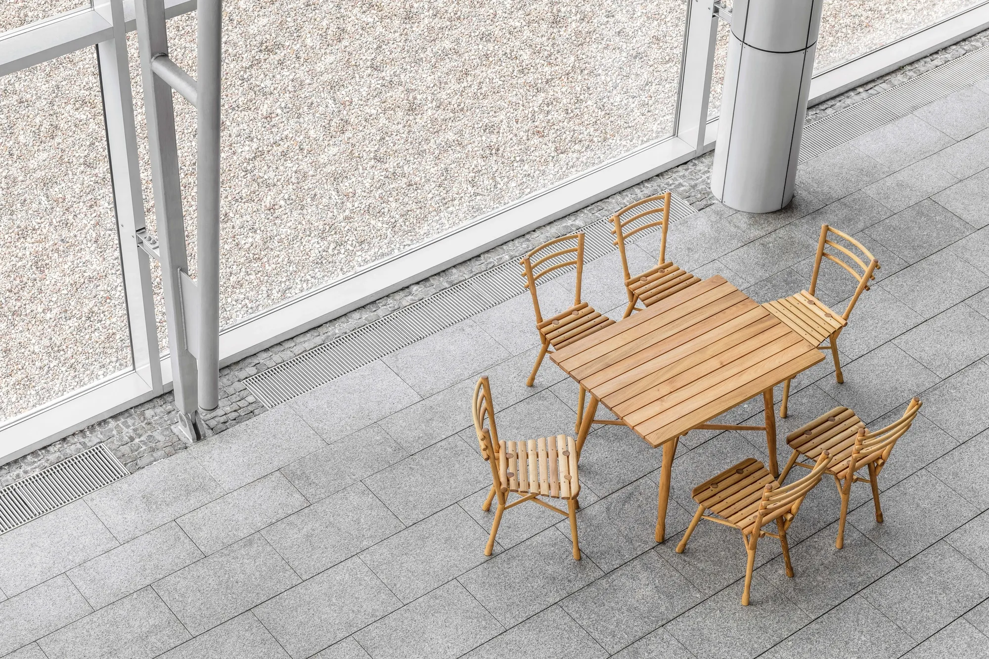 Table — aranžácia 3