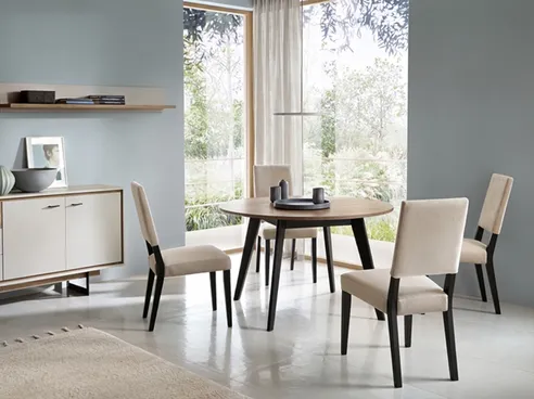 Ergonomie a styl: vybíráme jídelní židle které spojují pohodlí s designem