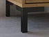 Dvoukřídlá vitrína na nožkách do obývacího pokoje Nevio