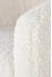 Čalouněné křeslo Grifon 2 ve stylu glamour krémově bílé
