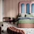 Extravagantní čalouněná postel do ložnice Bisquit 180
